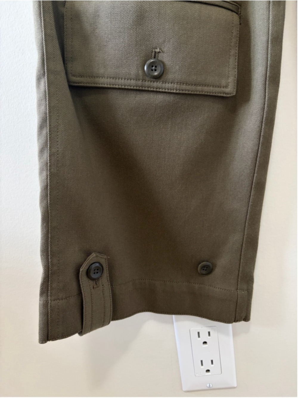 BANANA REPUBLIC WOOL COTTON BLEND PAOLA UTILITY PANT
SIZE 6 - Picture 6 of 13